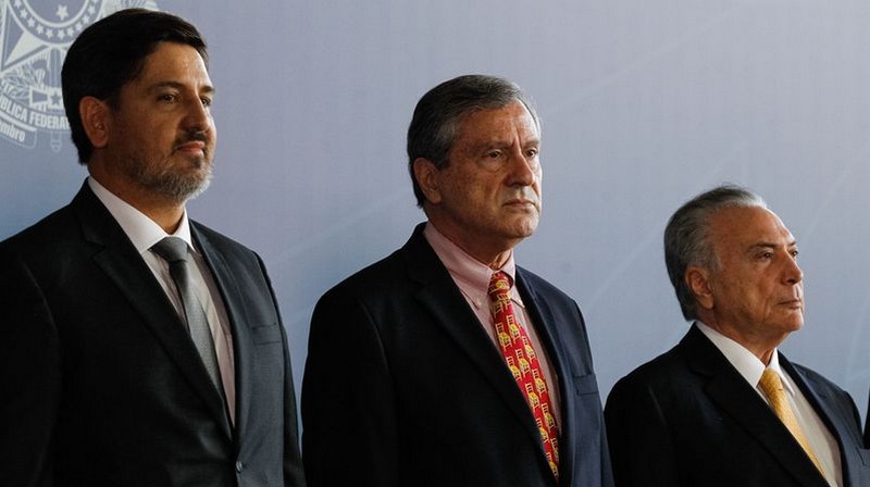 Fernando Segovia com o ministro Torquato Jardim (Justiça) e o presidente Michel Temer (Foto: Marcos Corrêa/PR)