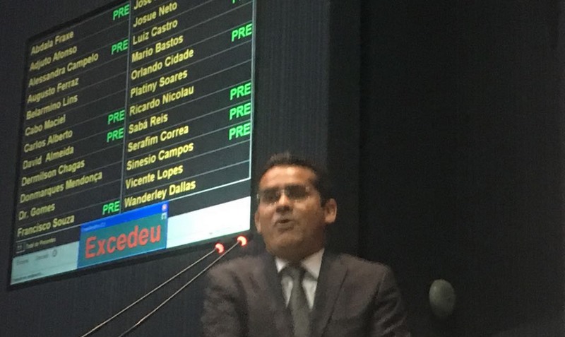 David Almeida diz que base aliada contesta rito processual de votação do projeto do orçamento (Foto: ATUAL)
