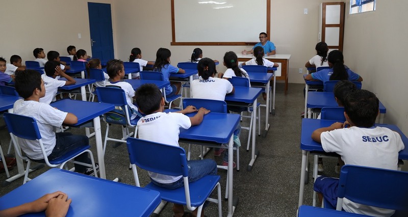 Renovação de matrículas de alunos é automática e novos cadastro podem ser feitos pela internet (Foto: Seduc/Divulgação)