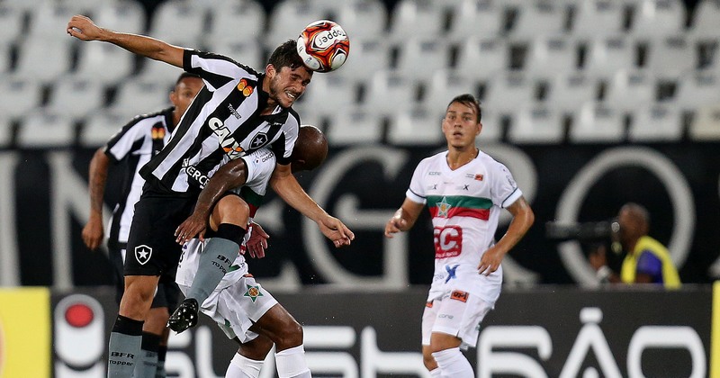 Botafogo teve dificuldades para superar a Portuguesa e evitou derrota na estreia (Foto: Vitor Silva/SSPress/Botafogo)