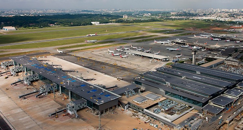 Aeroporto de Guarulhos é um dos maiores do País ainda sob controle do governo (Foto: Delfim Martins/Fotos Públicas)