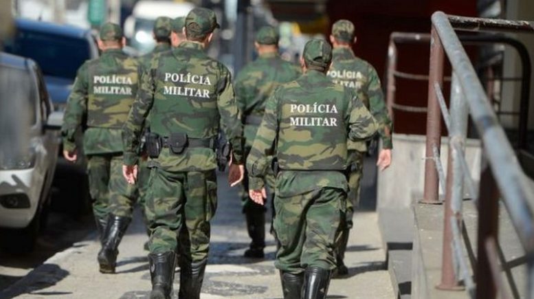 Militares em ruas do Rio de Janeiro. Intervenção na segurança pública é paliativa se não resolver problemas estruturais, dizem especialistas (Foto: Fotos Públicas/Divulgação)