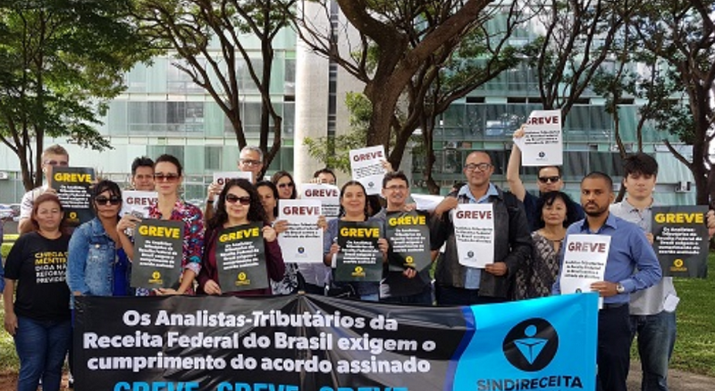 Analistas tributários param, novamente para reivindicar pagamento de gratificação (Foto: Sindireceita/Divulgação