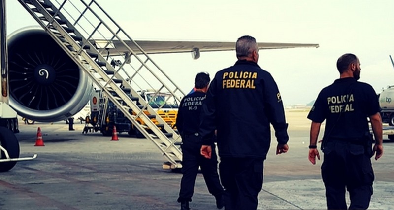 Agentes federais fizeram busca e apreensão em vários locais de Boa Vista, em Roraima, nesta terça-feira (Foto: PF/Divulgação)