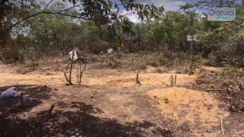 Terreno que invasores alegam ser da Itautinga, na zona leste de Manaus, foi invadido (Foto: ATUAL)