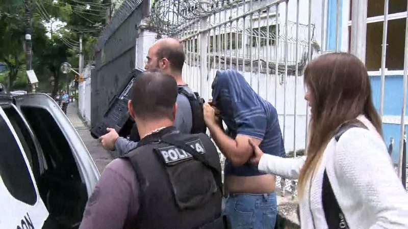 No Rio de Janeiro, oito suspeitos foram presos no início da manhã desta quinta-feira (Foto: TV Globo/Reprodução)