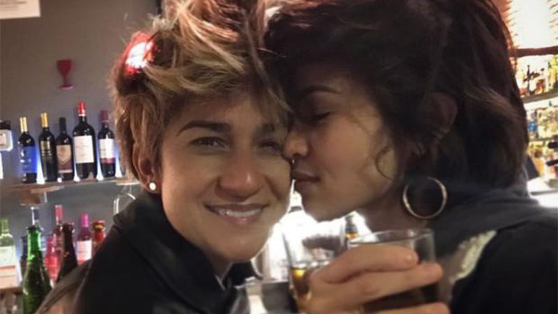 Nanda Costa (à esquerda) com a namorada Lan Lanh: desejo de ter filhos (Foto: Instagram/Reprodução)