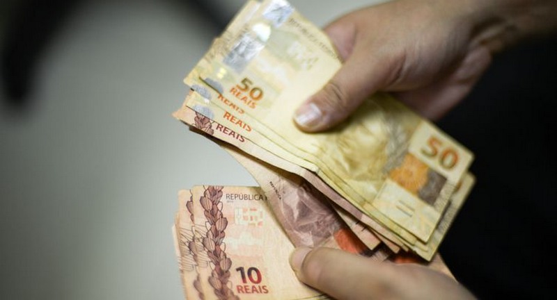 Cálculo para valor do novo salário mínimo será usado pela última vez em 2019 (Foto: Marcelo Casal/ABR)