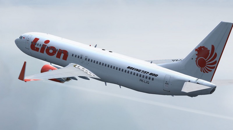 Boeing 737-800 semelhante ao que caiu no mar da Indonésia. Não há notícia sobre sobreviventes (Foto: Lion ir/Divulgação)