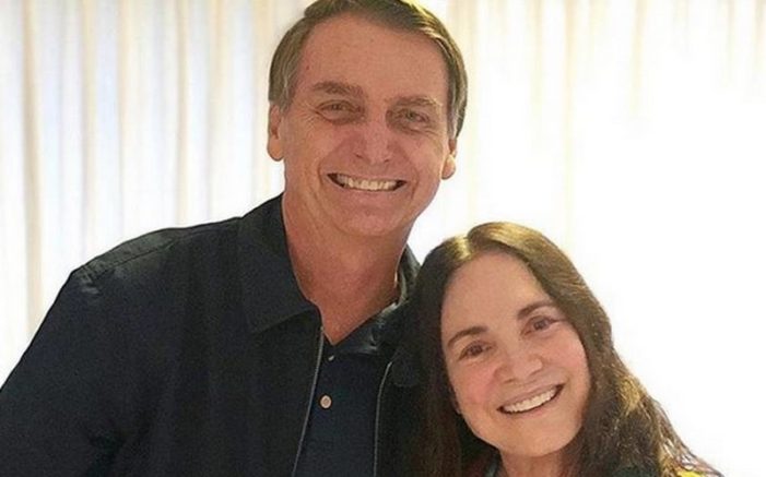 Regina Duarte visitou Jair Bolsonaro e postou foto no Instagram. Atriz elogia candidato e nega homofobia (Foto: Instagram/Reprodução)