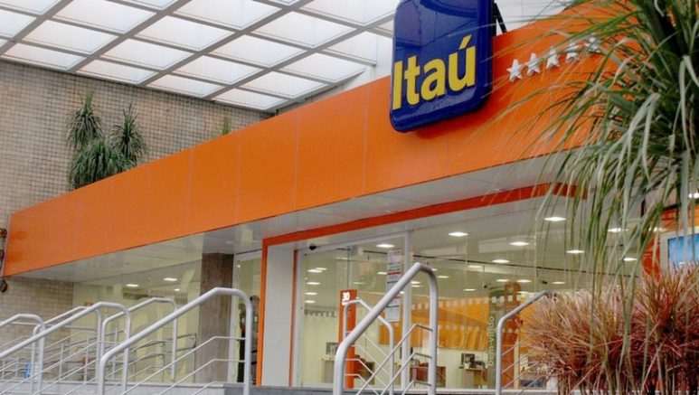 Funcionário do Itaú foi demitido por justa causa por apresentar recibos irregulares para receber ajuda de custo (Foto: Divulgação)