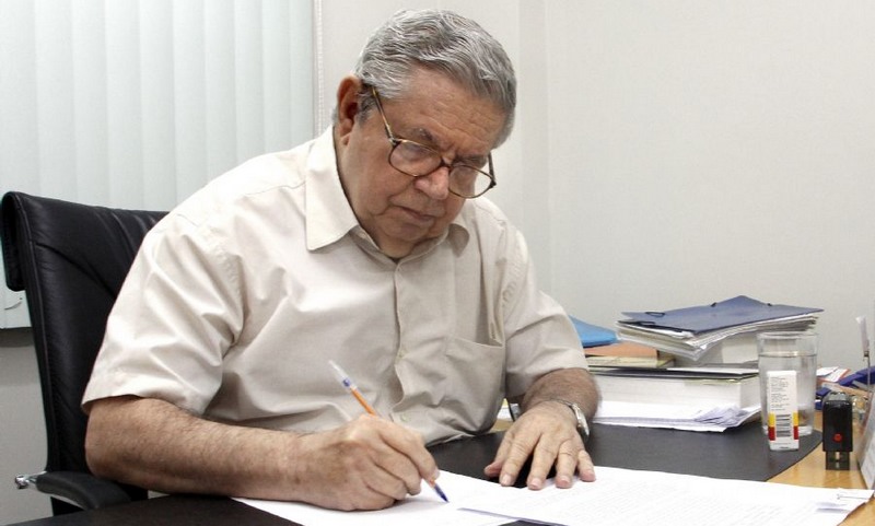 João dos Santos Pereira Braga morreu de infarto nessa segunda-feira. Ele foi presidente do TCE (Foto: TCE/Divulgação)