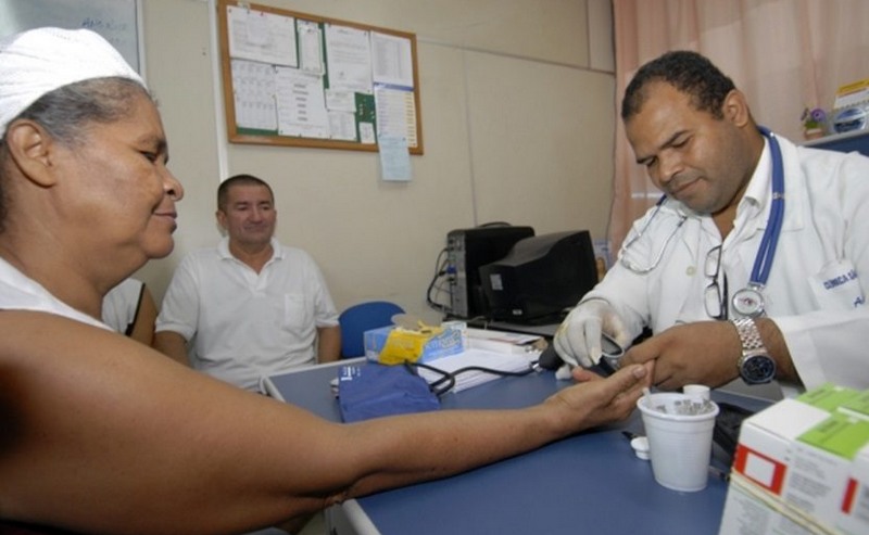 Médicos cubanos deixaram o programa Mais Médicos após exigências do presidente eleito Jair Bolsonaro (Foto: Agência Brasil)