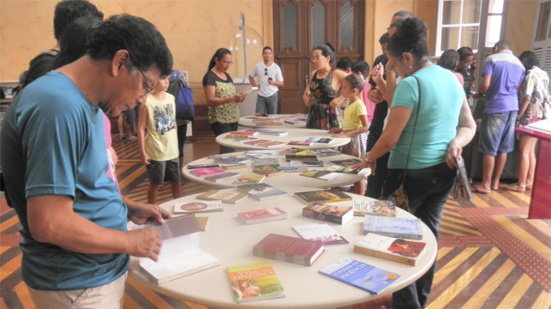 Biblioteca Pública