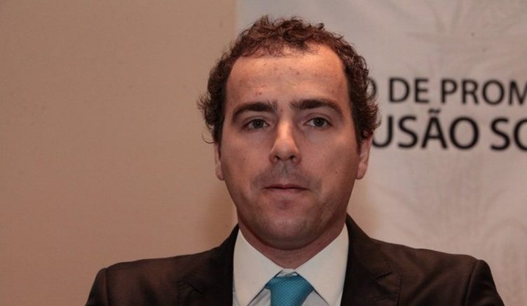 Eduardo Fortunato Bim considera processo de licenciamento ambiental precário e artesanal (Foto: Facebook/Reprodução)