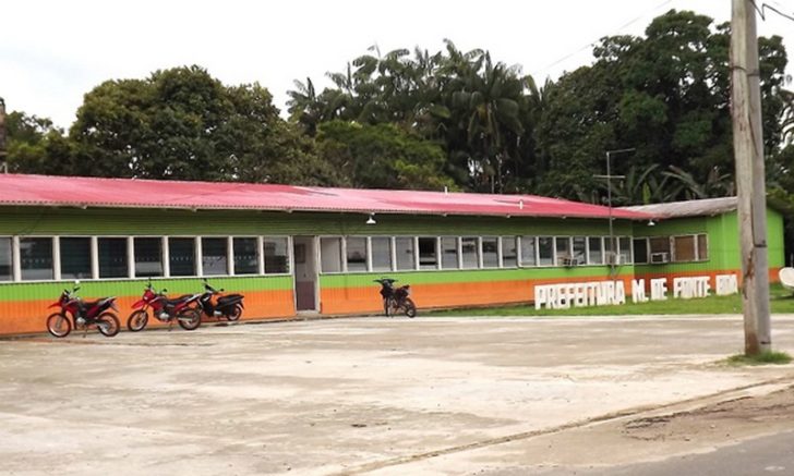 Prefeitura de Fonte Boa informou que aplicou dinheiro do Fundeb obedecendo critérios da lei (Foto: Tefénews.com.br)