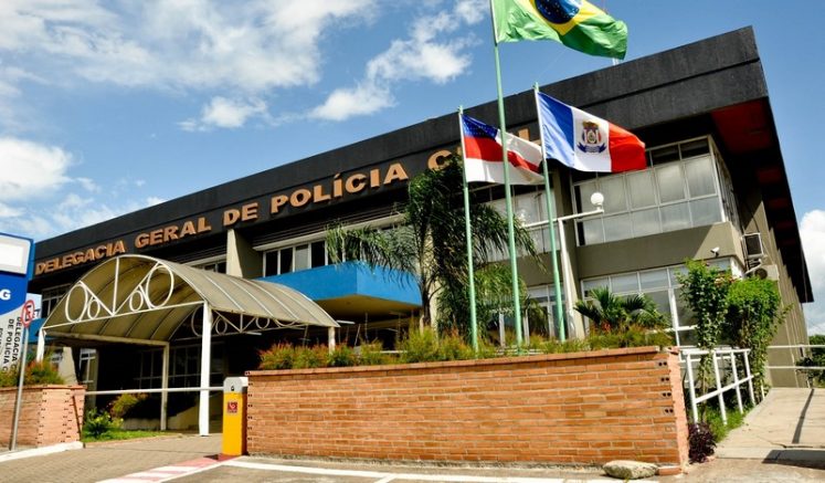 Documentos devem ser entregues na Junta Médica na Delegacia Geral de Polícia Civil (Foto: Erlon Rodrigues/PC-AM/Divulgação)