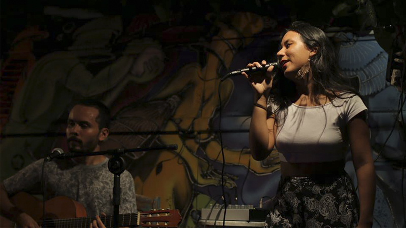 Gabriella Dias e Banda - música brasileira