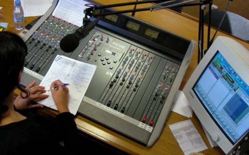 Rádios comunitárias são importantes para comunidades em regiões de difícil acesso, defende associação (Foto: Divulgação)