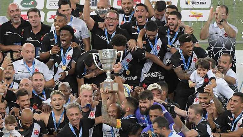 Jogadores festejaram título da Taça Guanabara (Foto: André Fabiano/Código19/Folhapress)