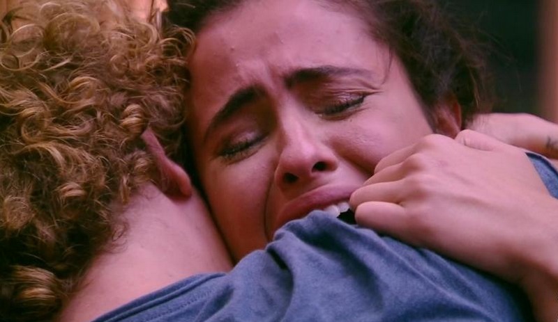 Hana chorou ao ser eliminada do BBB 19 (Foto: Rede Globo/Reprodução)