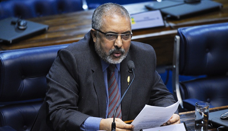 Paulo Paim duvida de eficácia fiscal da reforma da Previdência (Foto: Agência Senado)