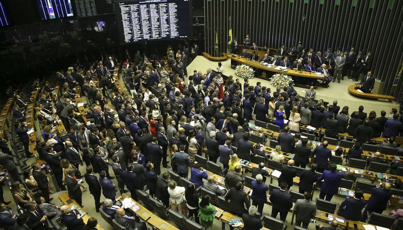 Câmara dos Deputados: oposição combate MP (Foto: Valter Campanato/ABr)