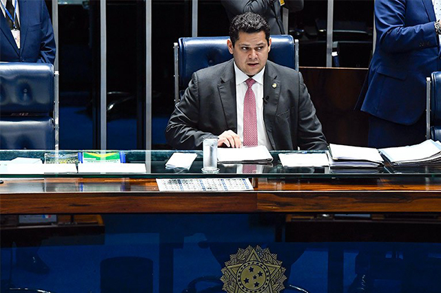 Davi Alcolumbre irá pressionar deputados (Foto: Marcos Oliveira/Agência Senado)