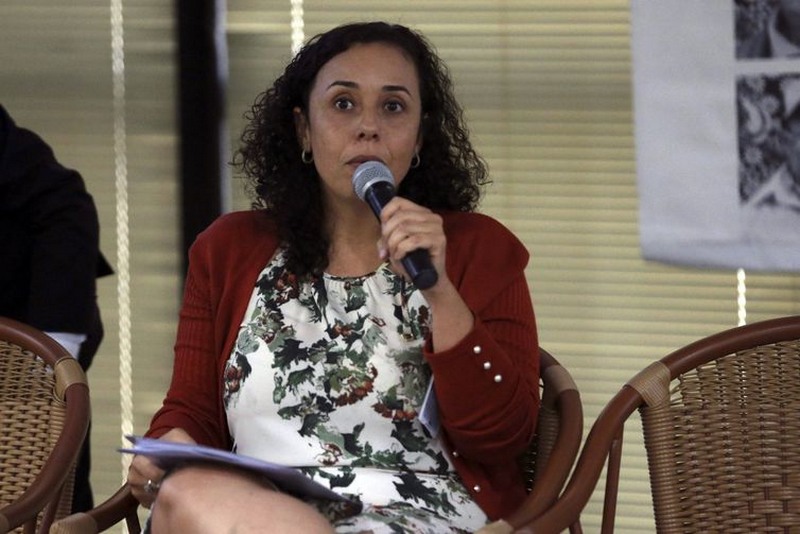 Fabiana Damásio, da Fiocruz Brasília, defende checagem de dados sobre saúde (Foto: Valter Campanato/ABr)