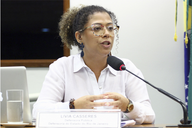 Livia-Cassares diz que projeto institui pena de morte legalizada (Foto: Vinícius Loures/Agência Senado)