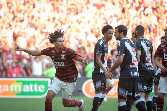 Willian Arão fez o primeiro gol do Flamengo (Foto: Alexandre Vidal)