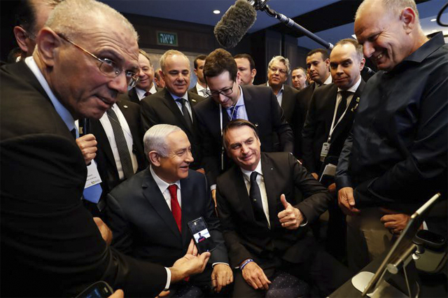 Jair Bolsonaro com Benjamin Netanyahu em Israel (Foto: Alan Santos/PR)