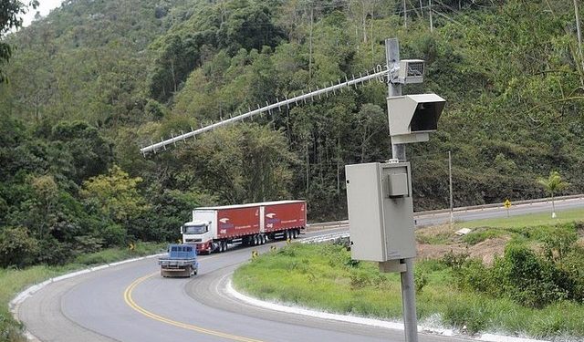 Especialistas em trÃ¢nsito divergem sobre uso de radares