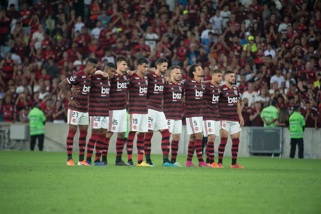 Flamengo vence Emelec com drama nos pênaltis e avança na Libertadores