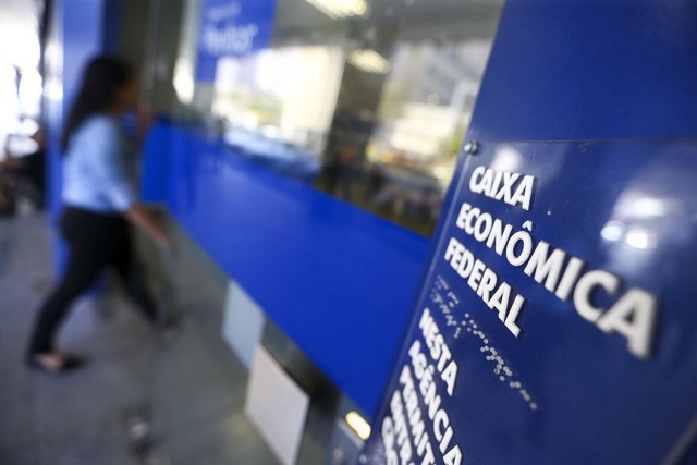 Caixa Econômica começa a pagar o PIS para trabalhadores nascidos em dezembro (Foto: Marcelo Camargo/Agência Brasil)