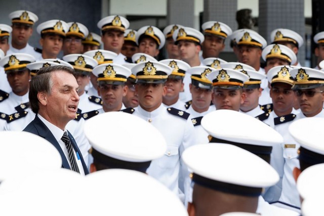 Cerimônia de Declaração de Guardas-Marinha de 2019 e Entrega de Espadas da Turma Almirante Protógenes (Foto: Alan Santos/PR)