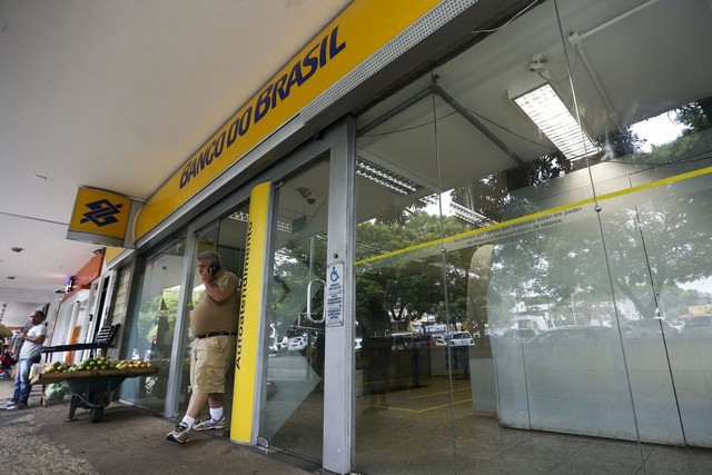Agências bancárias começaram a abastecer os bancos de dados com informações dos clientes (Foto: Marcelo Camargo/Agência Brasil)