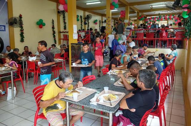 Prato cidadão fornece 1.950 refeições em quatro bairros de Manaus (Foto: Divulgação)