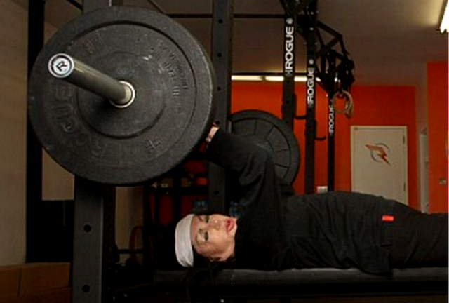Adepta do pilates e da musculação, Jackie Stallone faz várias postagens que mostram vitalidade (Foto: Instagram/Reprodução)