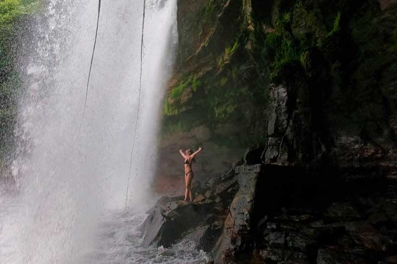 Cachoeira da Neblina é bastante frequentada por quem curte uma trip com mais aventura (Foto: Divulgação)