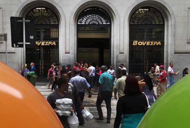 Na quinta-feira, a Bolsa já havia fechado em baixa de mais de 4,6% (Foto: Hugo Arce/Fotos Públicas)
