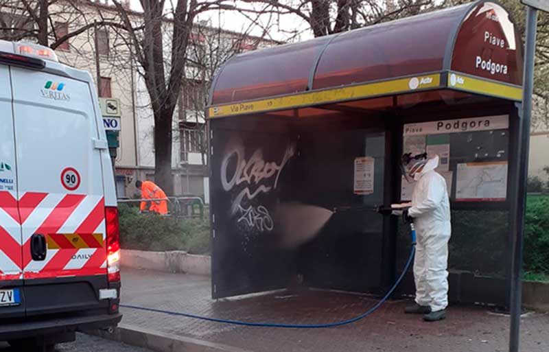 Veneza faz higienização de pontos de transportes público contra o coronavírus (Foto: Grupo Veritas/Fotos Públicas)