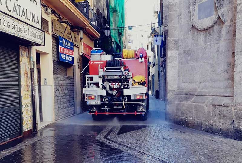 Governo da Espanha faz desinfecção em locais públicos (Foto: UME/FotosPúblicas)