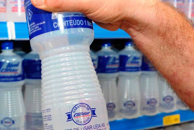 Álcool etílico com teor igual ou superior a 70%, vestuários e acessórios de proteção estão entre os ítens (Foto: Venilton Kuchler/Sesa)