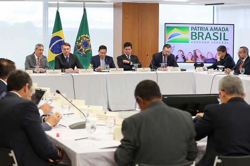 Jair Bolsonaro e ministros se reúnem por duas horas para falar de quase tudo, mas quase nada da pandemia (Foto: Marcos Corrêa/PR)