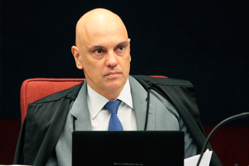 Alexandre de Moraes diz que democracia sobreviveu às milícias digitais