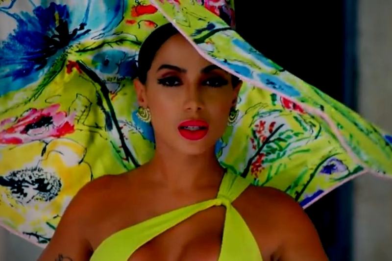 Anitta lança 'Me Gusta' em feat com a rapper Card B (Foto: Reprodução/YouTube)