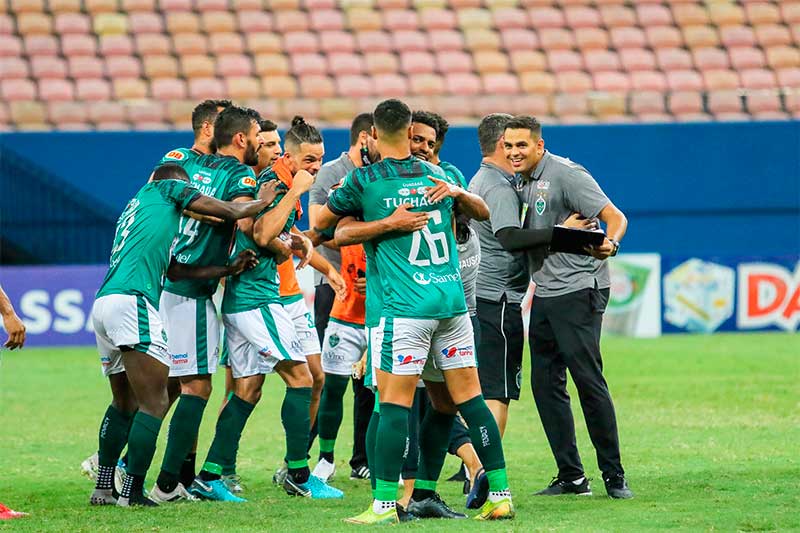 Jogadores do Manaus FC comemoram vitória Facebook/Manaus FC)