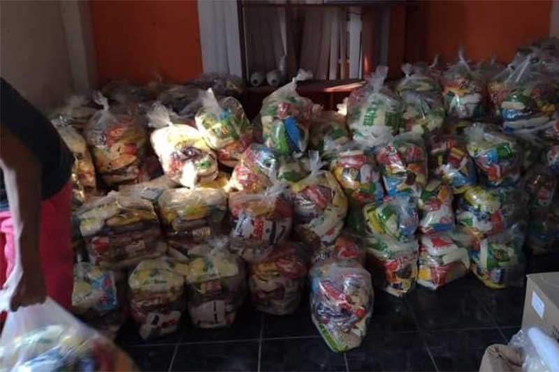 cestas básicas apreendidas foram inutilizadas devido ao mal armazenamento (Foto: TJAM/Divulgação)