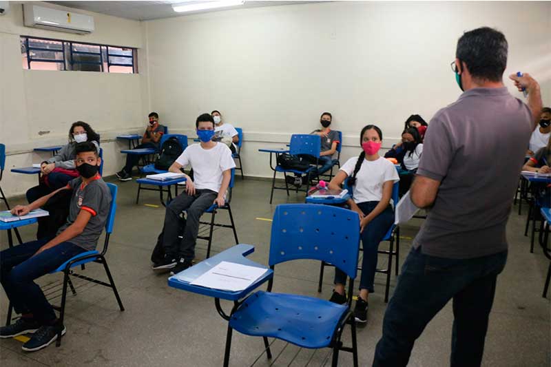 Educadores vão trabalhar na capital e no interior (Foto: Eduardo Cavalcante/Seduc)